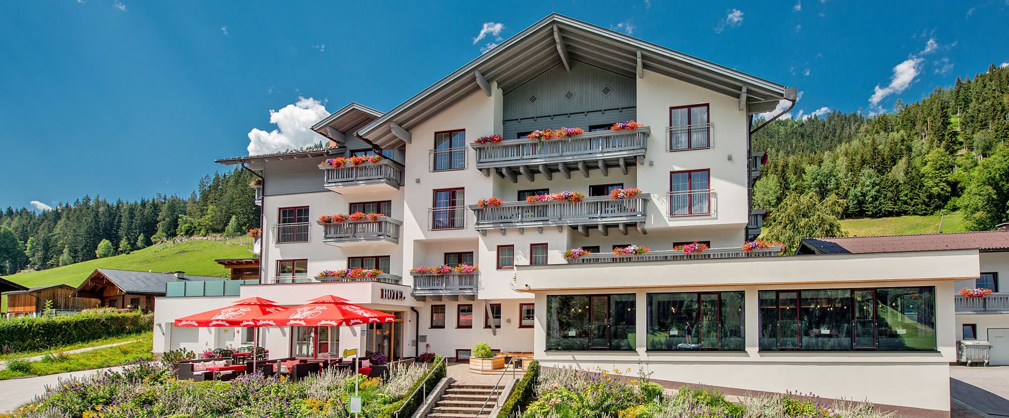 Schladming Hotel Sonnschupfer | Good value 3 star Superior Hotel in the Schladming-Dachstein area -> perfect for your summer holiday in Austria